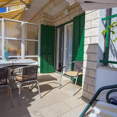 Apartment Jarak