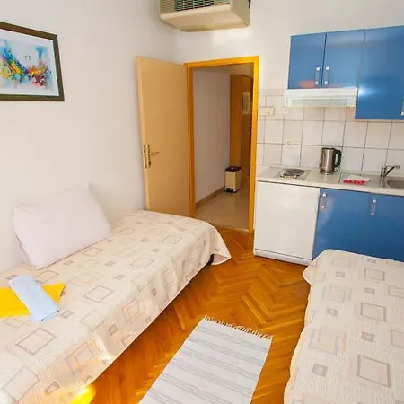 Apartment Jarak *