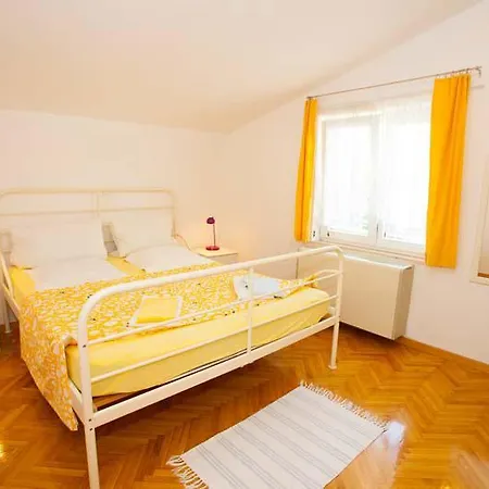 Apartment Jarak *