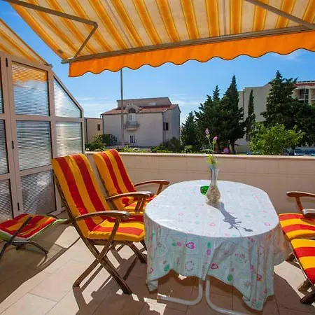 Lägenhet Jarak Makarska